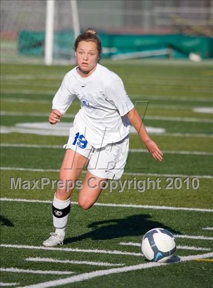 Thumbnail 2 in Terra Linda vs. Tamalpais (California Classic) photogallery.