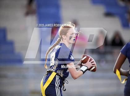 Thumbnail 1 in Stanton @ Sandalwood photogallery.