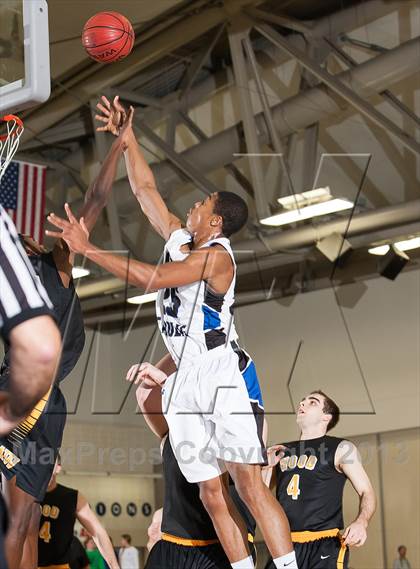 Thumbnail 3 in Archbishop Wood vs. Wildwood Catholic (Wildwood Boardwalk Classic) photogallery.