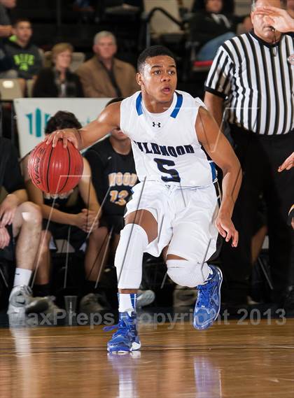 Thumbnail 1 in Archbishop Wood vs. Wildwood Catholic (Wildwood Boardwalk Classic) photogallery.