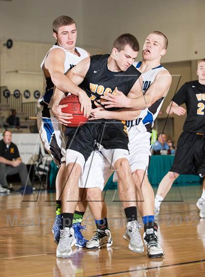 Thumbnail 2 in Archbishop Wood vs. Wildwood Catholic (Wildwood Boardwalk Classic) photogallery.