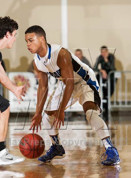 Thumbnail 1 in Archbishop Wood vs. Wildwood Catholic (Wildwood Boardwalk Classic) photogallery.