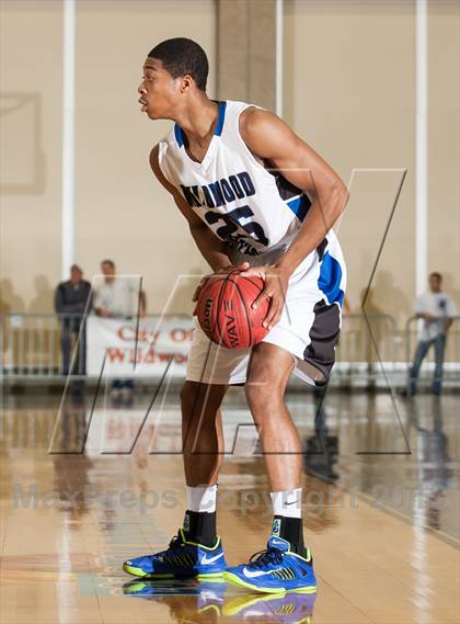 Thumbnail 3 in Archbishop Wood vs. Wildwood Catholic (Wildwood Boardwalk Classic) photogallery.