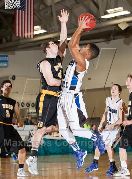 Thumbnail 1 in Archbishop Wood vs. Wildwood Catholic (Wildwood Boardwalk Classic) photogallery.