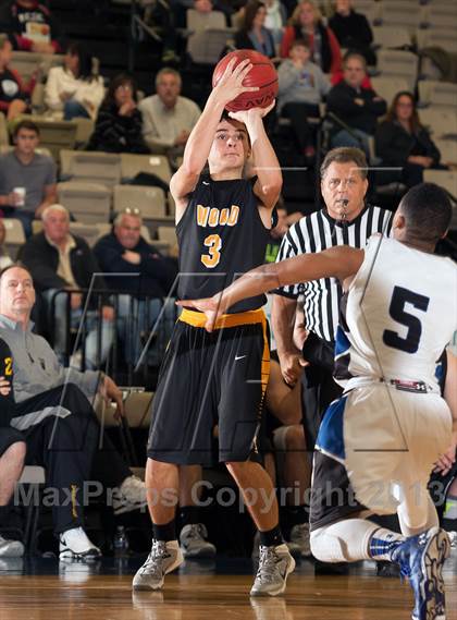 Thumbnail 2 in Archbishop Wood vs. Wildwood Catholic (Wildwood Boardwalk Classic) photogallery.