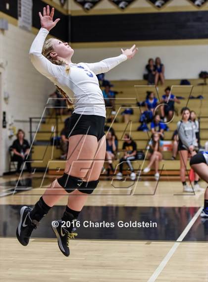 Thumbnail 3 in Agoura @ Oak Park photogallery.