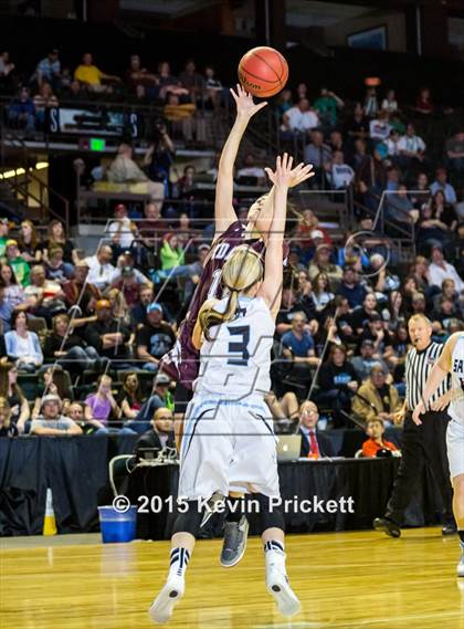 Thumbnail 1 in Idalia vs. Sangre de Cristo (CHSAA 1A Final) photogallery.