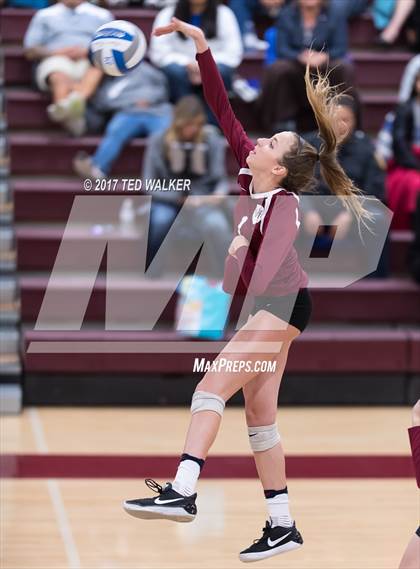 Thumbnail 3 in Sacred Heart Prep vs. King City (CIF CCS D4 Semifinal) photogallery.