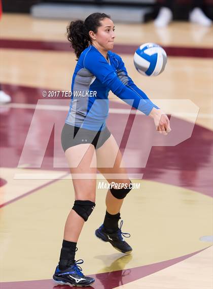 Thumbnail 2 in Sacred Heart Prep vs. King City (CIF CCS D4 Semifinal) photogallery.