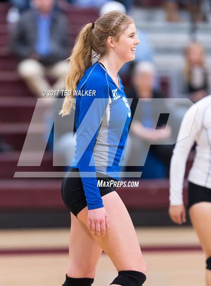 Thumbnail 1 in Sacred Heart Prep vs. King City (CIF CCS D4 Semifinal) photogallery.