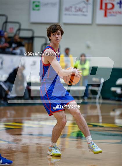 Thumbnail 3 in Parish Episcopal @ La Mirada ( Damian Classic ) photogallery.