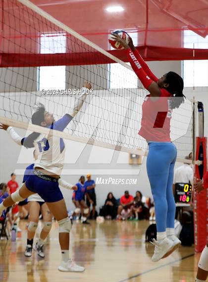 Thumbnail 3 in San Tan Foothills vs South Mountain (The Florence VB Invitational) photogallery.