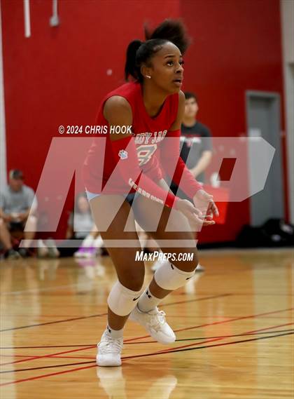 Thumbnail 1 in San Tan Foothills vs South Mountain (The Florence VB Invitational) photogallery.