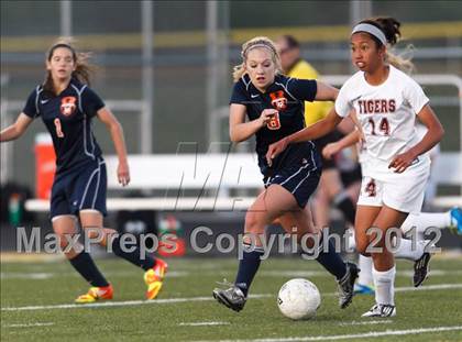 Thumbnail 3 in Oswego @ Plainfield North (IHSA Semi-Regional-Playoff) photogallery.