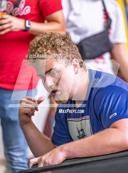 Thumbnail 3 in Friendswood vs North Shore photogallery.