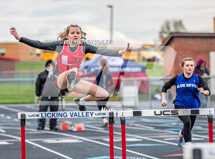 Thumbnail 1 in Dick Houston Relays photogallery.
