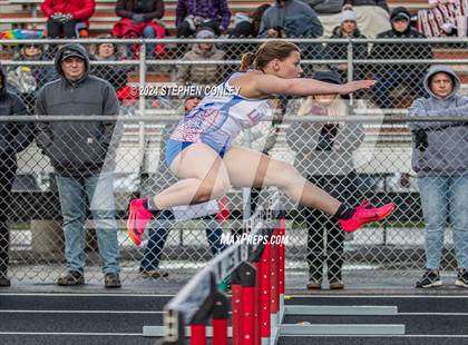 Thumbnail 2 in Dick Houston Relays photogallery.