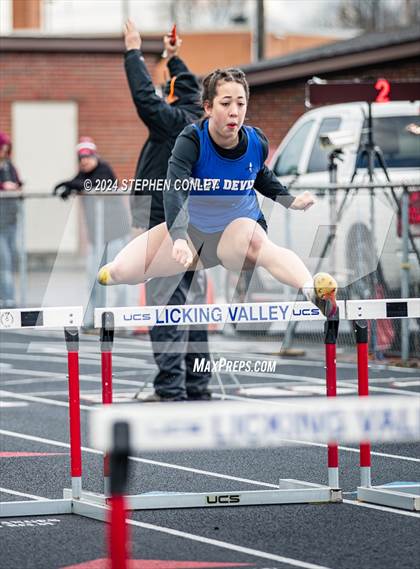 Thumbnail 3 in Dick Houston Relays photogallery.