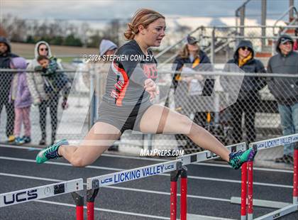 Thumbnail 1 in Dick Houston Relays photogallery.