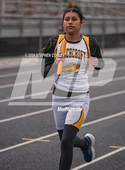 Thumbnail 2 in Dick Houston Relays photogallery.