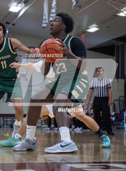 Thumbnail 2 in Moreau Catholic vs. Mid-Pacific Institute (Merv Lopes Classic) photogallery.