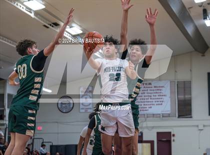 Thumbnail 2 in Moreau Catholic vs. Mid-Pacific Institute (Merv Lopes Classic) photogallery.