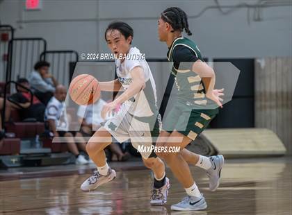 Thumbnail 3 in Moreau Catholic vs. Mid-Pacific Institute (Merv Lopes Classic) photogallery.