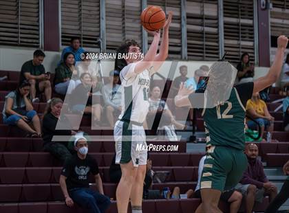 Thumbnail 3 in Moreau Catholic vs. Mid-Pacific Institute (Merv Lopes Classic) photogallery.