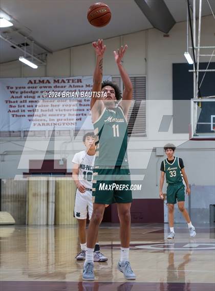 Thumbnail 3 in Moreau Catholic vs. Mid-Pacific Institute (Merv Lopes Classic) photogallery.