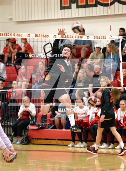 Thumbnail 3 in Villa Park @ Mission Viejo (CIF SS D3 Playoff) photogallery.