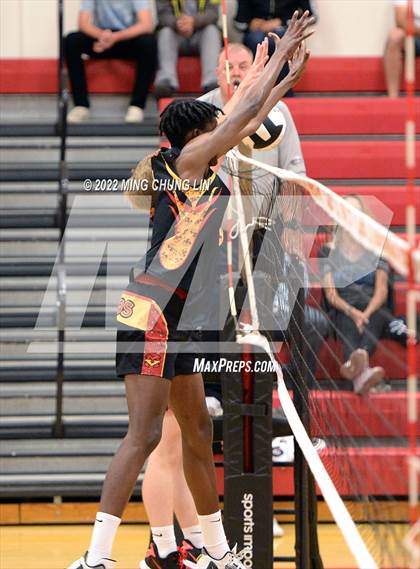 Thumbnail 2 in Villa Park @ Mission Viejo (CIF SS D3 Playoff) photogallery.