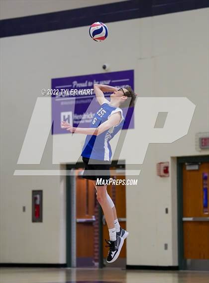 Thumbnail 3 in Hamilton Southeastern @ Brownsburg photogallery.
