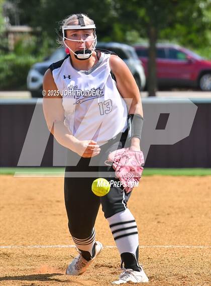 Thumbnail 3 in Morrison @ Wyandotte photogallery.