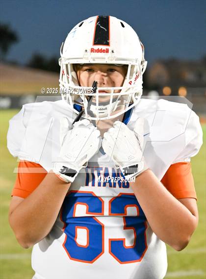 Thumbnail 3 in Thunderbird @ Northwest Christian photogallery.