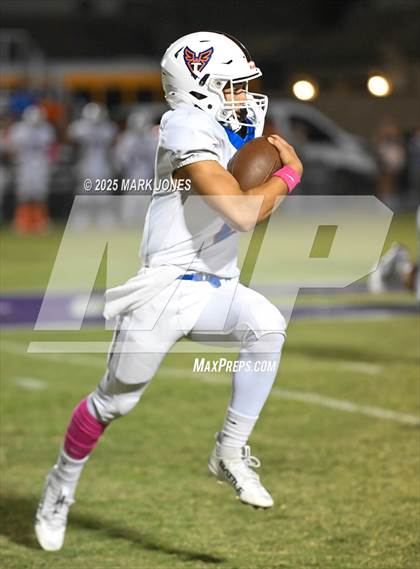 Thumbnail 2 in Thunderbird @ Northwest Christian photogallery.