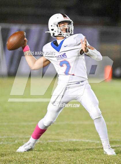 Thumbnail 3 in Thunderbird @ Northwest Christian photogallery.
