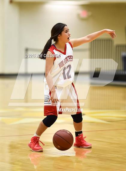 Thumbnail 2 in McAllen Memorial Vs Lee [Robert E.] (NEISD Invitational) photogallery.