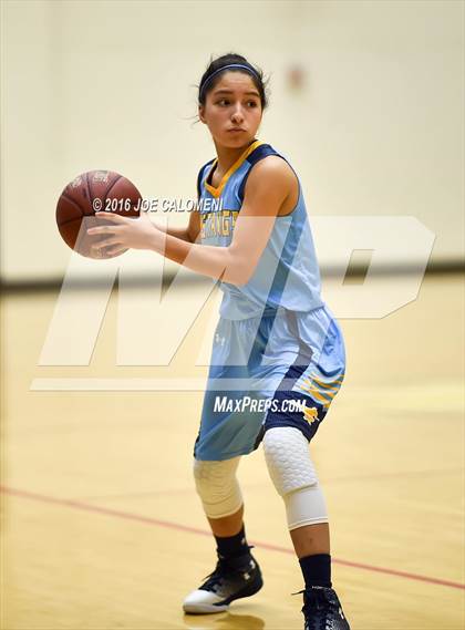 Thumbnail 1 in McAllen Memorial Vs Lee [Robert E.] (NEISD Invitational) photogallery.