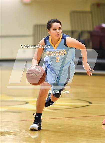 Thumbnail 1 in McAllen Memorial Vs Lee [Robert E.] (NEISD Invitational) photogallery.