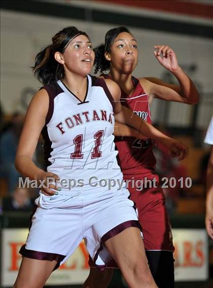 Thumbnail 1 in Fontana vs. Patriot (Lady Bears Holiday Classic) photogallery.