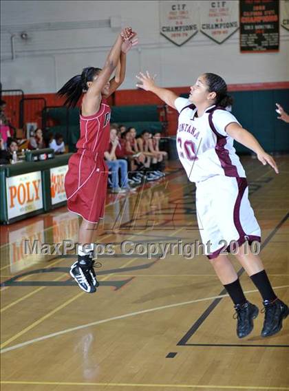 Thumbnail 1 in Fontana vs. Patriot (Lady Bears Holiday Classic) photogallery.