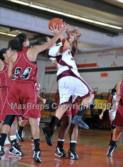 Thumbnail 2 in Fontana vs. Patriot (Lady Bears Holiday Classic) photogallery.