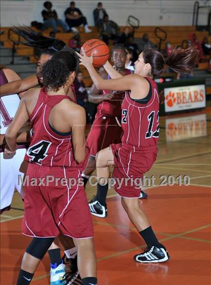 Thumbnail 2 in Fontana vs. Patriot (Lady Bears Holiday Classic) photogallery.