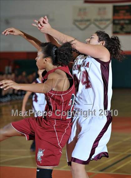 Thumbnail 3 in Fontana vs. Patriot (Lady Bears Holiday Classic) photogallery.