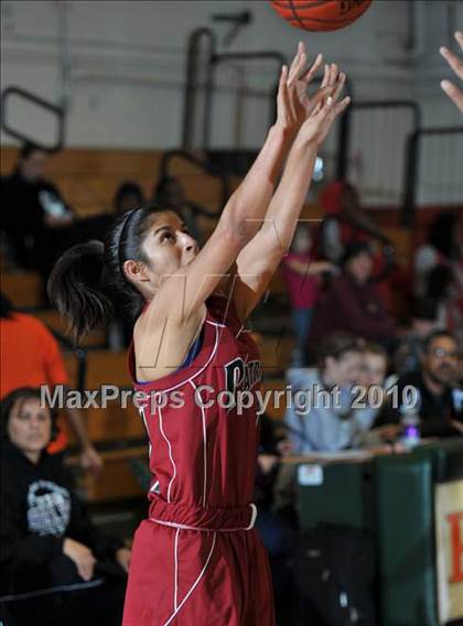 Thumbnail 3 in Fontana vs. Patriot (Lady Bears Holiday Classic) photogallery.