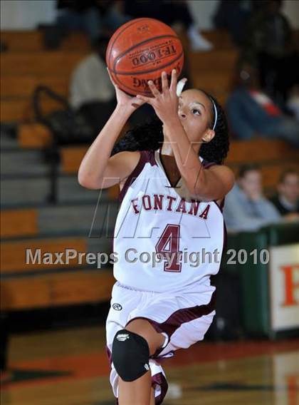 Thumbnail 1 in Fontana vs. Patriot (Lady Bears Holiday Classic) photogallery.