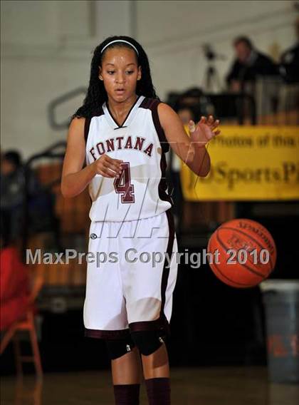 Thumbnail 2 in Fontana vs. Patriot (Lady Bears Holiday Classic) photogallery.