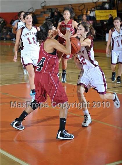 Thumbnail 3 in Fontana vs. Patriot (Lady Bears Holiday Classic) photogallery.