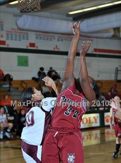 Thumbnail 2 in Fontana vs. Patriot (Lady Bears Holiday Classic) photogallery.