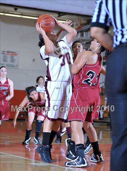 Thumbnail 3 in Fontana vs. Patriot (Lady Bears Holiday Classic) photogallery.